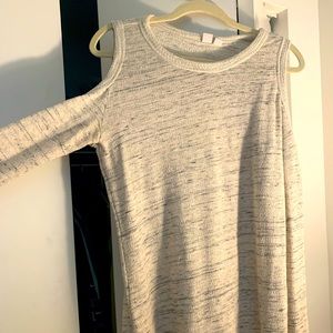 Melrose market cut off shoulder top